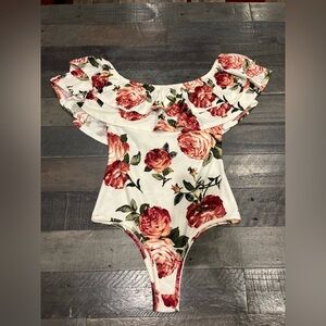 Polly & Esther Floral Print Top new without tags!!! Never ended up wearing it.